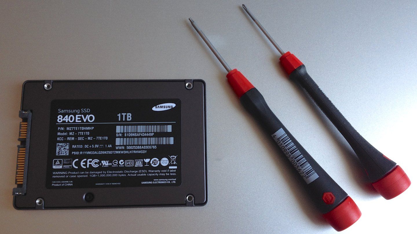 Samsung SSD 840 EVO, PH00 und T6 Schraubendreher