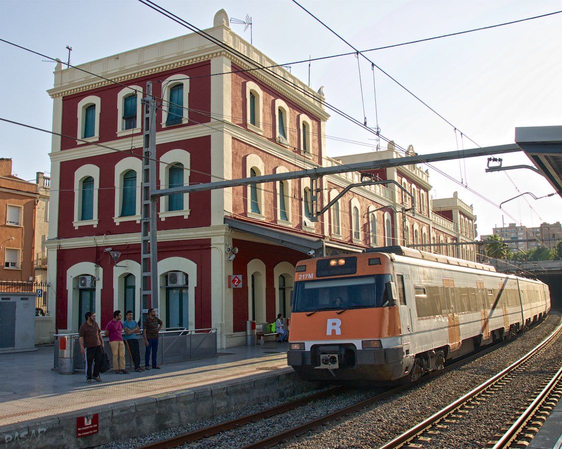 Bahnhof Martorell mit Rodalies-Triebwagen
