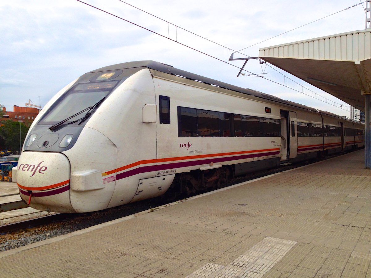 RENFE Baureihe 449 in Girona