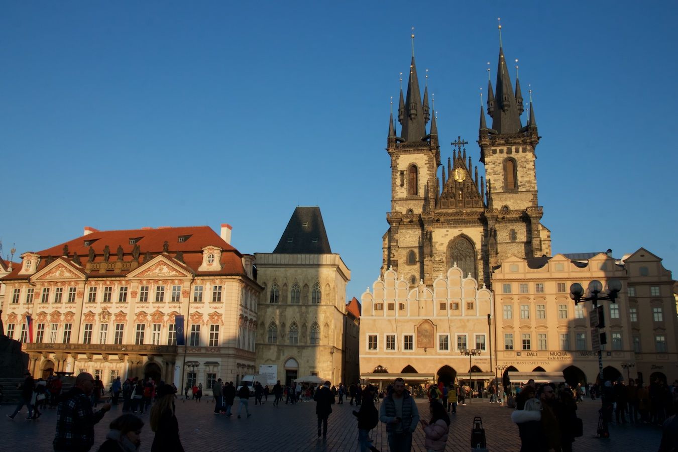 Altstädter Ring mit Teynkirche